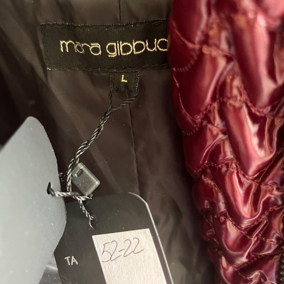 Unique designer puffer jacket/coat - Picture 9 of 15